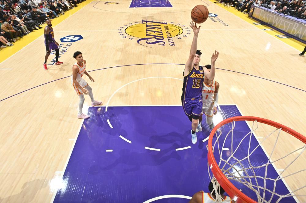 他替补出场 他替补出场