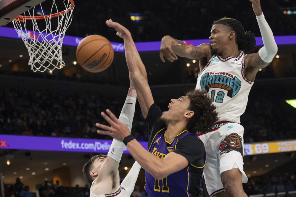 亚的足球发 亚的足球发