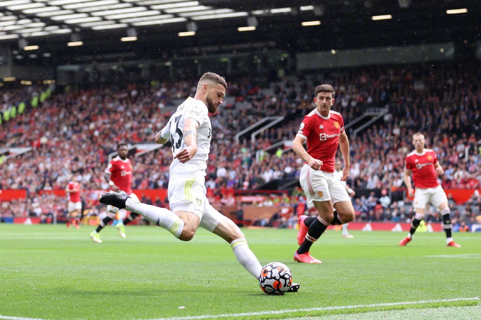 主动放弃200万&只去阿森纳!阿森纳总监亲赴里斯本谈判推进签约克雷斯