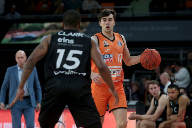 潘展乐确认出战世锦赛4x100自由泳接力!男队3/4巴黎奥运阵容