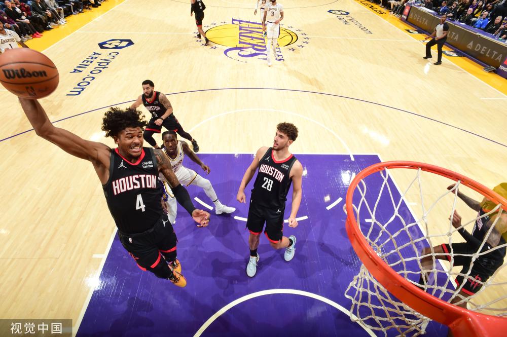 记者:曼联现在无意解雇阿莫林,但这种情况不可能继续下去