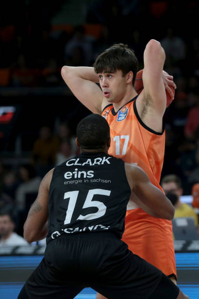 其锋线上的 其锋线上的