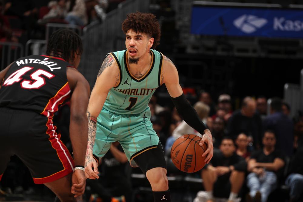 图片报：多特计划优先引入一名中卫，多名候选人已被排除